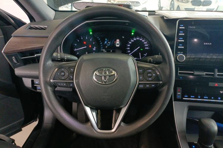 Used Toyota Avalon 2019 2.0L Ambition Edition China VI