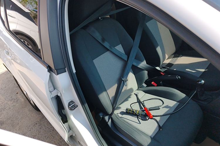 Used Volkswagen Polo 2016 1.4L Manual Fashion Model Right Front Seat