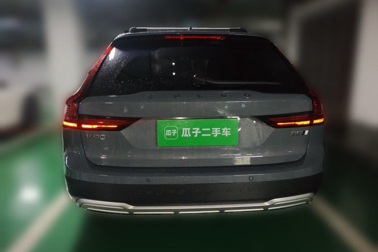 Used Volvo V90 2023 Cross Country B5 AWD Prestige Edition Rear