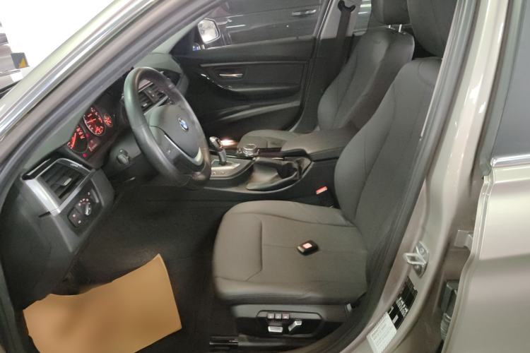 Used BMW 3 Series 2017 320Li Fashion Model

