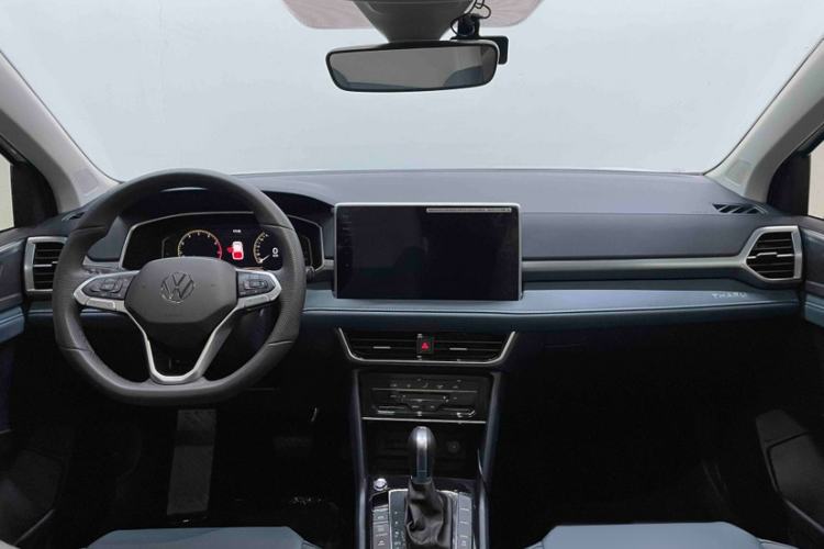 Used Volkswagen Tharu 2024 300TSI Two-Wheel-Drive Full Moon Edition Interior 2