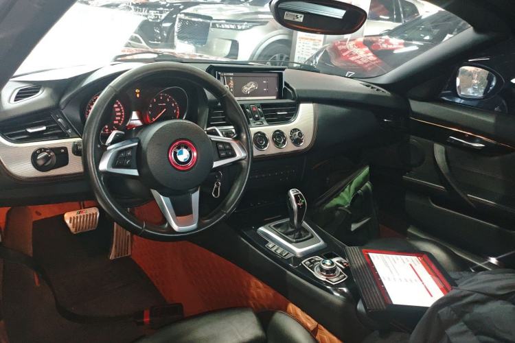 Used BMW Z4 2013 sDrive20i Leading Model
