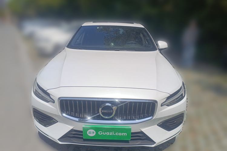 Used Volvo S60 2022 B4 Zhiyi Luxury Edition Front