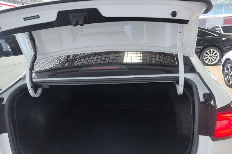 Used Roewe i5 2020 1.5L Manual 4G Connect Leehao Flagship Edition