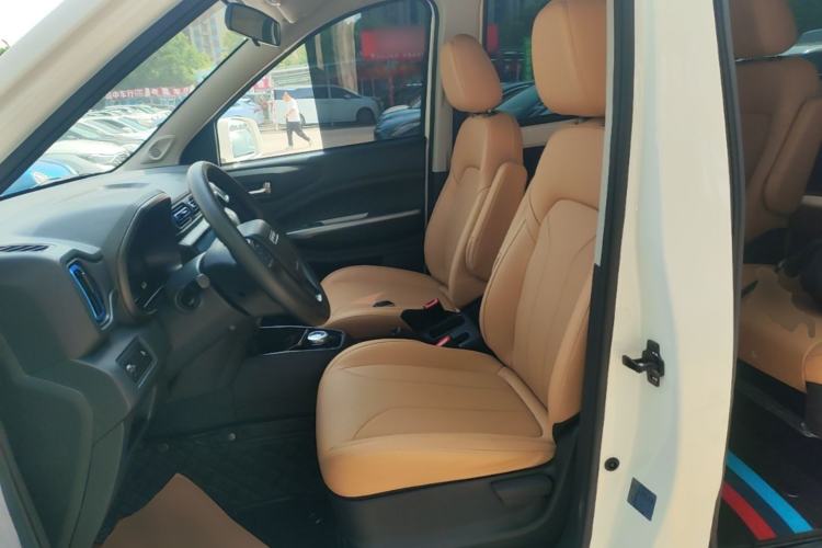 Used Dongfeng Fengon E380 2023 Standard Edition – Comfort Model 7 Seats
