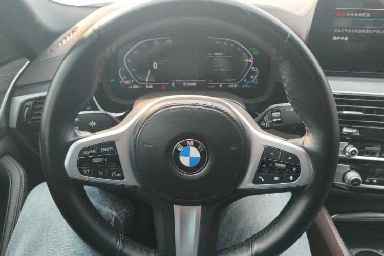 Used BMW 5 Series New Energy 2022 535Le M Sport Package Steering Wheel