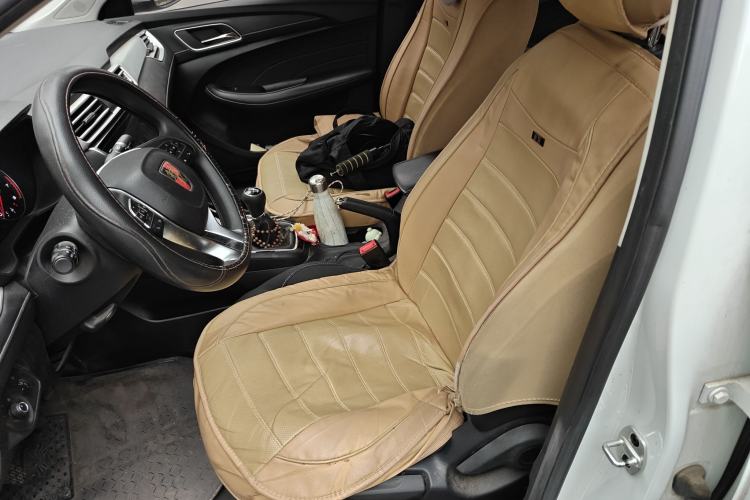 Used Roewe i5 2020 1.5L Manual 4G Connect Luxury Edition
