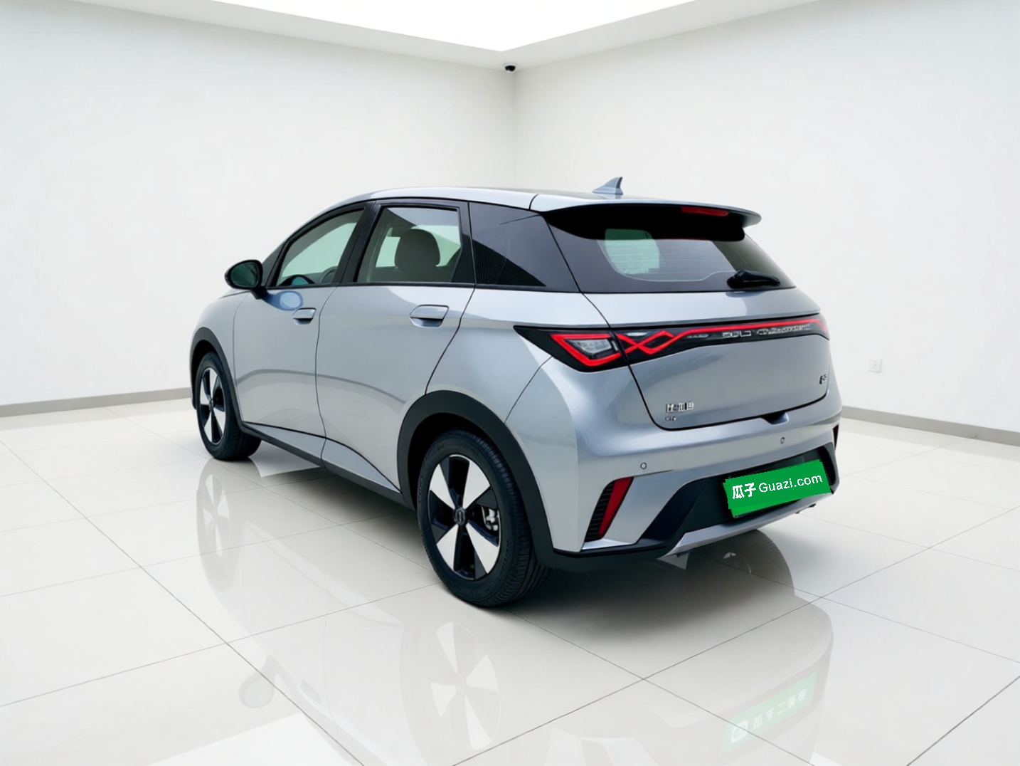 BYD Dolphin 2023 420 km Fashion Edition — снимка 4