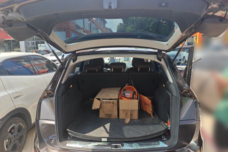 Used Audi Q5 2013 40 TFSI Ambition Trunk