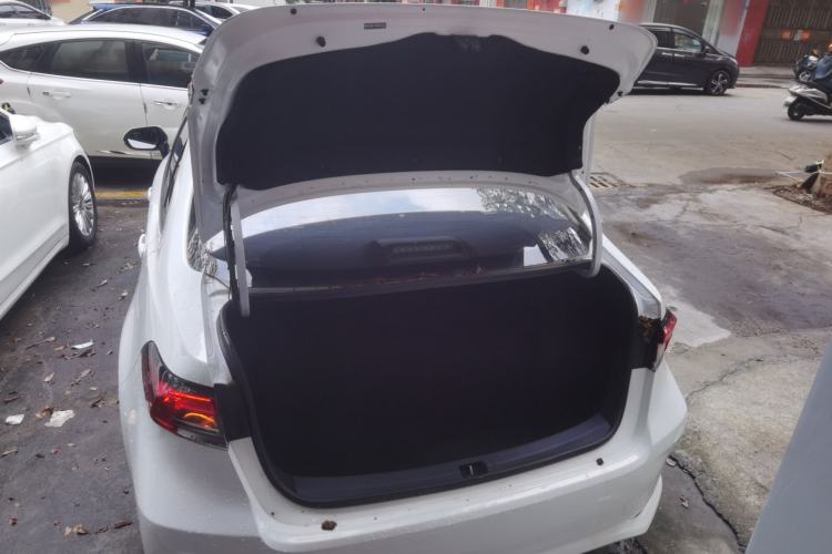 Used Toyota Corolla 2022 TNGA 1.5L CVT Pioneer Edition
