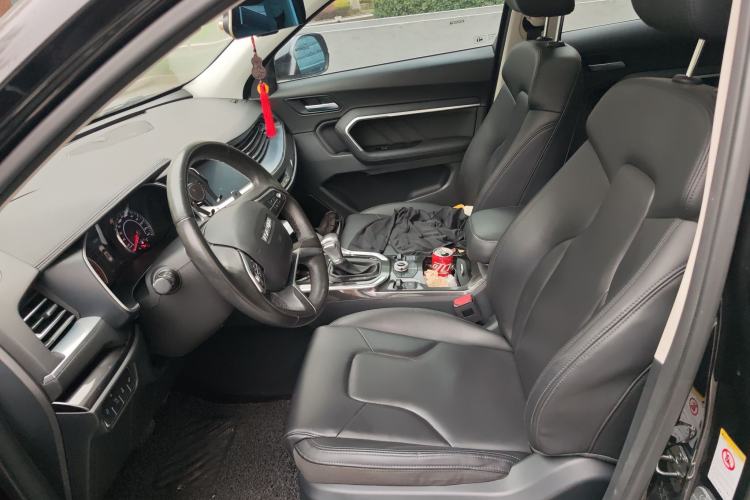 Used Haval H6 2017 Blue Label 1.5T Automatic Two-Wheel Drive ZhiShang Model