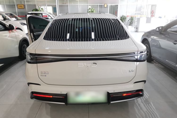 Used BYD Seal 2023 DM-i 1.5L 121km Luxury Model