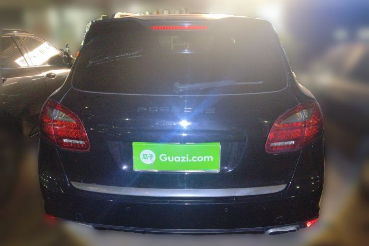 Used Porsche Cayenne 2014 Cayenne Platinum Edition 3.0T Rear