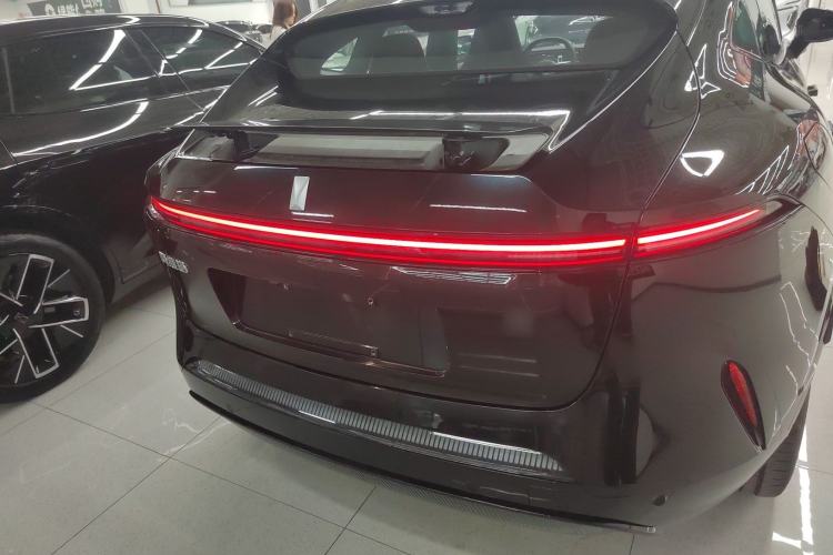 Used Avatr 11 2025 Ultra Extended-Range Edition