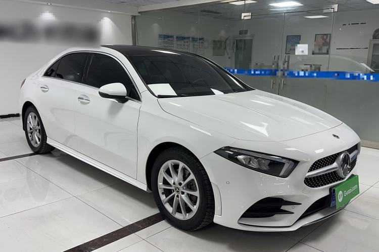 Used Mercedes-Benz A-Class 2021 A 200 L Sport Sedan Fashion Model
