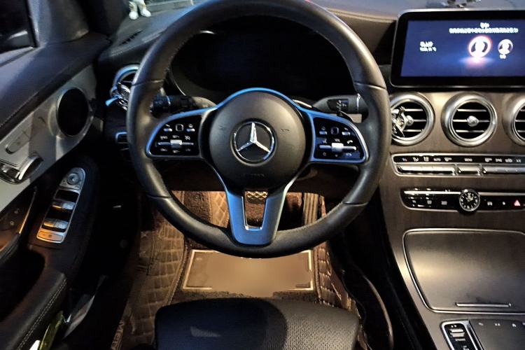 Used Mercedes-Benz GLC 2021 GLC 260 L 4MATIC Dynamic Edition Steering Wheel