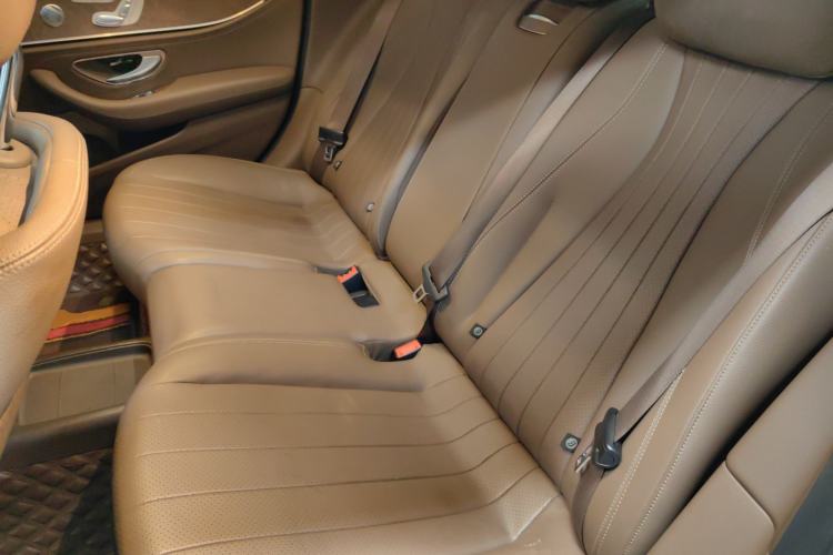 Used Mercedes-Benz E-Class 2019 Facelifted E 300 L Stylish Version Left Rear Seat