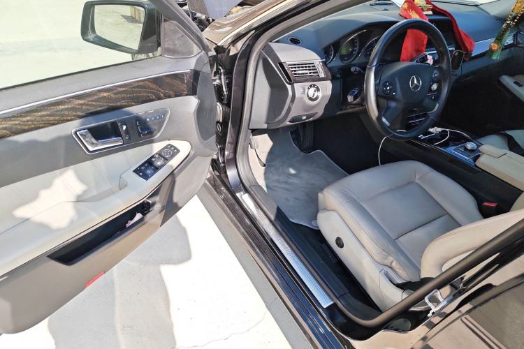 Used Mercedes-Benz E-Class 2011 E 300 L Fashion Prestige Model Driver Seat