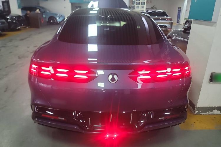 Used Denza Z9 2024 630 km All-Wheel Drive Max Version