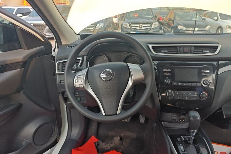 Used Nissan Qashqai 2016 2.0L CVT Elite Edition
