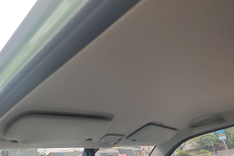 Used Wuling Hongguang MINIEV 2022 Macaron Premium Model – Lithium Iron Phosphate