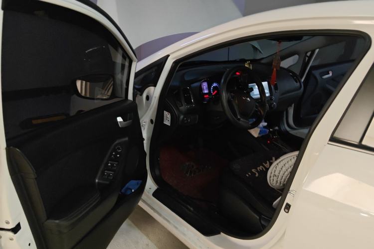 Used Kia K3 2013 1.6L Automatic GL Driver Seat