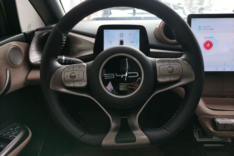 Used BYD Dolphin 2023 420 km Fashion Edition