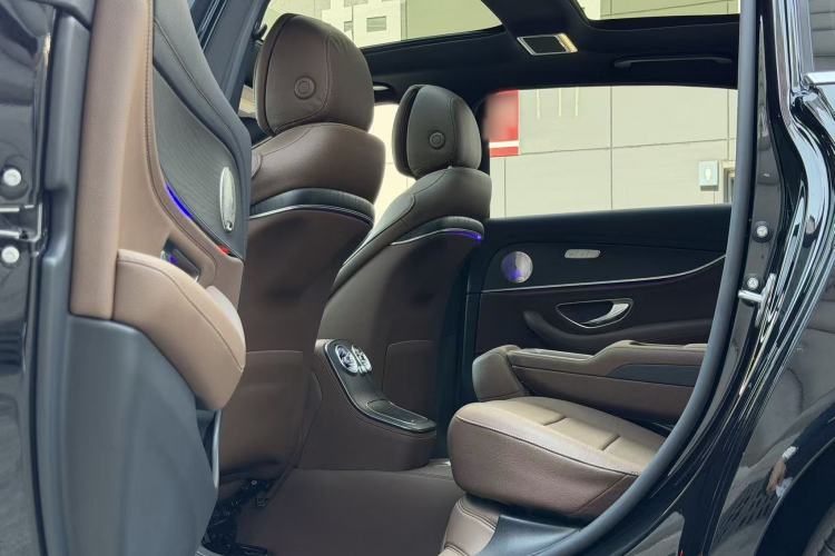 Used Mercedes-Benz E-Class 2021 E 300 L Sporty and Stylish Model
