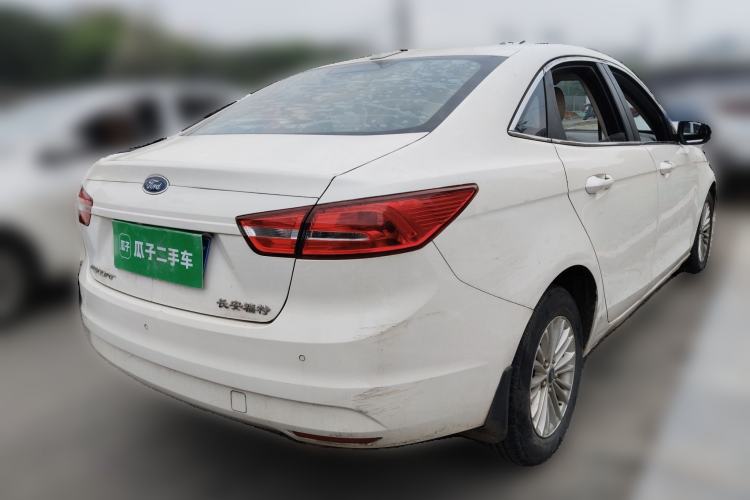 Used Ford Escort 2015 1.5L Manual Comfort Model Rear Right 45 Deg