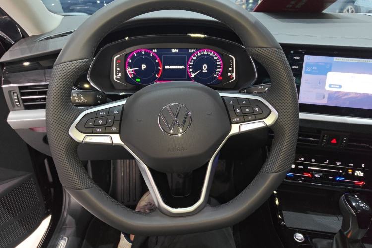 Used Volkswagen Passat 2026 Model, Outstanding 380TSI Longyao Edition