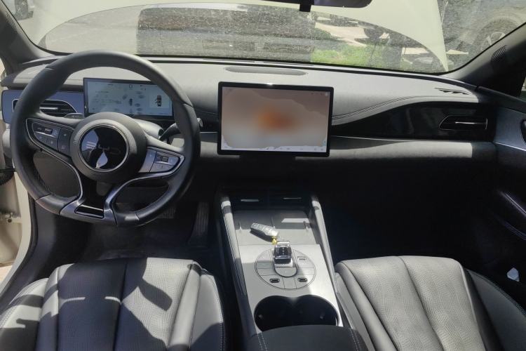 Used BYD Seal 06 New Energy 2025 DM-i Smart Drive 120KM Deluxe Model Center Console