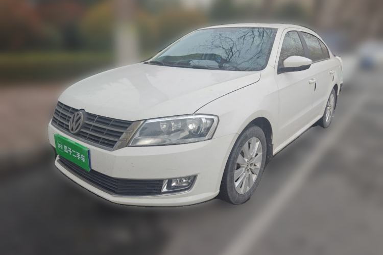 Used Volkswagen Lavida 2013 Restyled Classic 1.6L Manual Comfort Edition