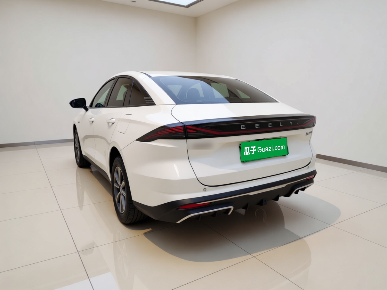 Geely Galaxy L6 2025 EM-i 60km Exploration Edition — снимка 4
