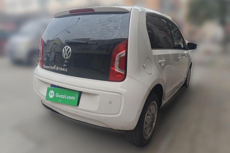 Used Volkswagen up! 2015 1.0L move up!
