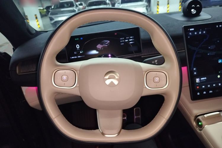 Used Nio EC7 2023 75 kWh Steering Wheel