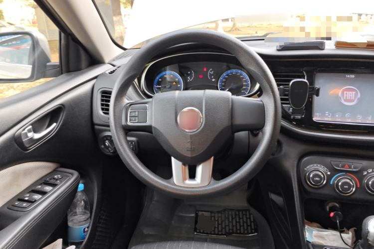 Used Fiat Viaggio 2015 1.4T Manual Enjoyment Edition
