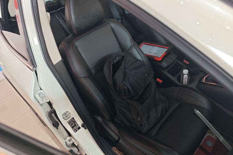 Used Nissan Qashqai 2019 2.0L CVT Luxury Edition Right Front Seat