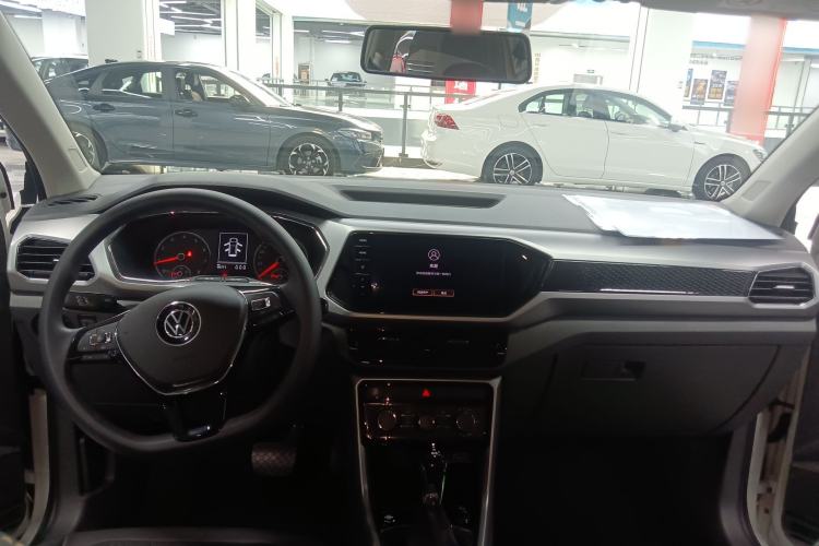 Used Volkswagen T-Cross 2021 1.5L Automatic Comfort Edition Center Console