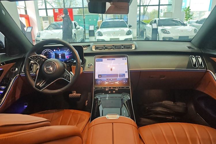 Used Mercedes-Benz S-Class 2022 S 400 L Business Model Center Console