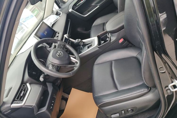 Used Toyota RAV4 2021 2.0L CVT 4x4 Style PLUS Edition Left Front Seat