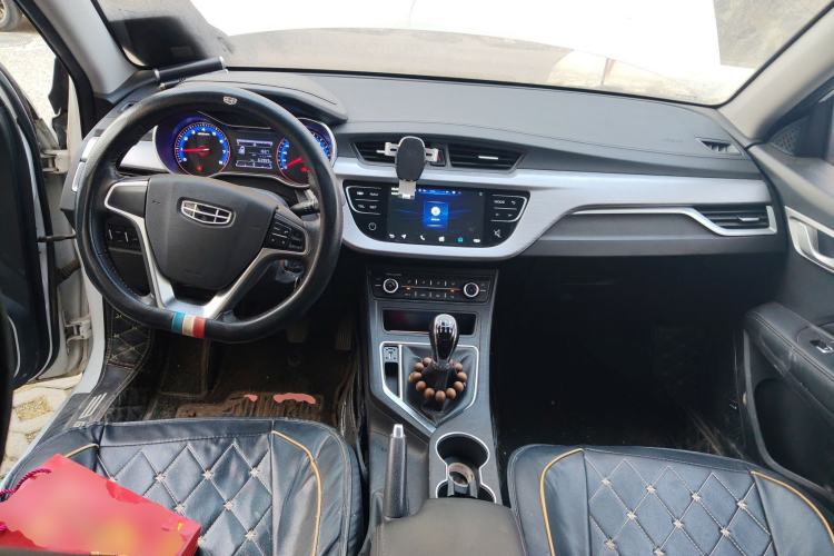 Used Geely Auto Vision 2019 Upgraded Model 1.5L Manual Luxury Version China VI Standard