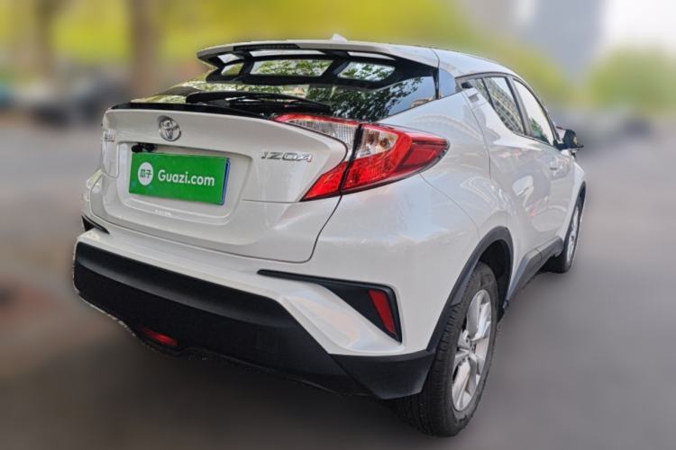 Used Toyota IZOA 2021 2.0L Yixing Version
