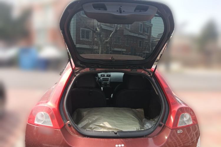 Used Volvo C30 2010 2.0 ZhiShang Version
