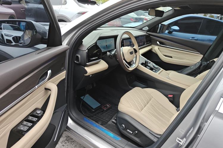 Used Geely Auto Monjaro L 2025 Dongfang Yao 2.0TD Automatic Lanxing Edition Driver Seat