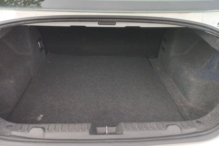 Used Cowin C3 2015 1.5L Manual Gold Diamond Edition
