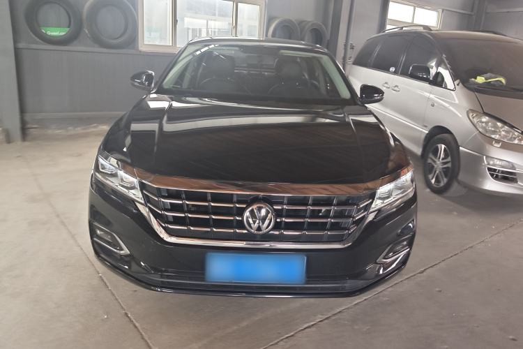 Used Volkswagen Passat 2019 280TSI Business Edition China VI Front