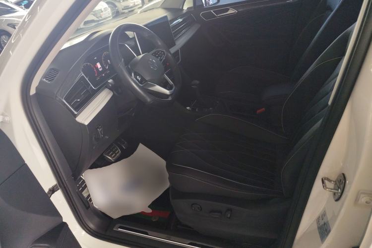 Used Volkswagen Tiguan L 2022 330TSI Automatic Two-Wheel Drive R-Line Enhanced Edition
