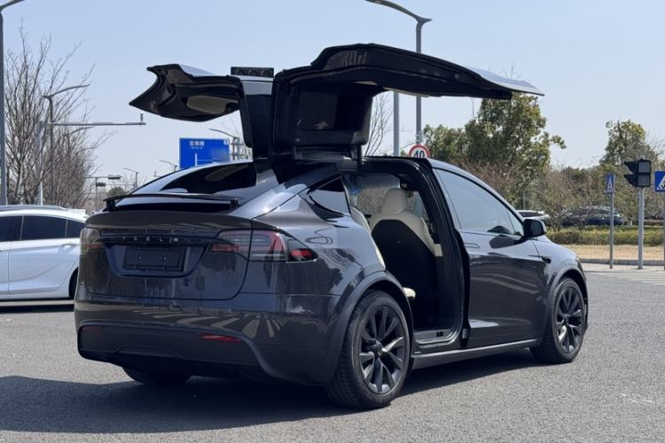 Used Tesla Model X 2023 Dual-Motor All-Wheel-Drive Version
