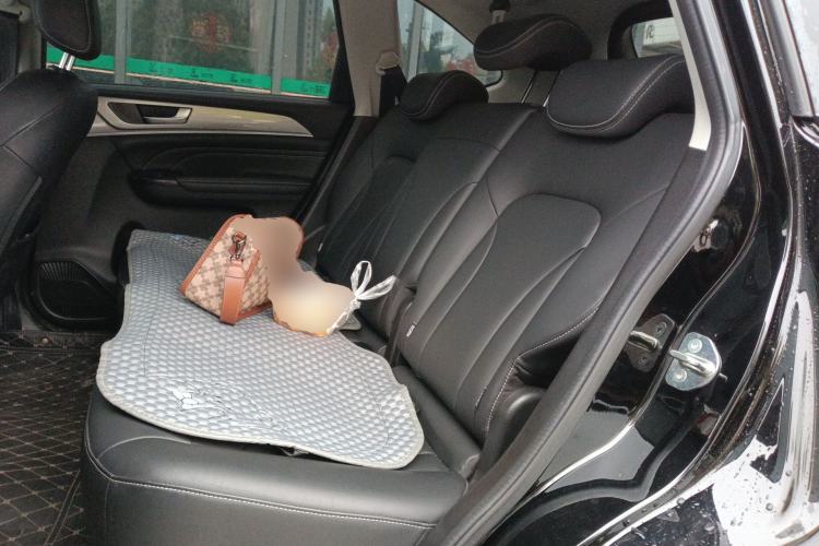 Used Haval M6 2021 PLUS 1.5T DCT Luxury Smart Connectivity Model
