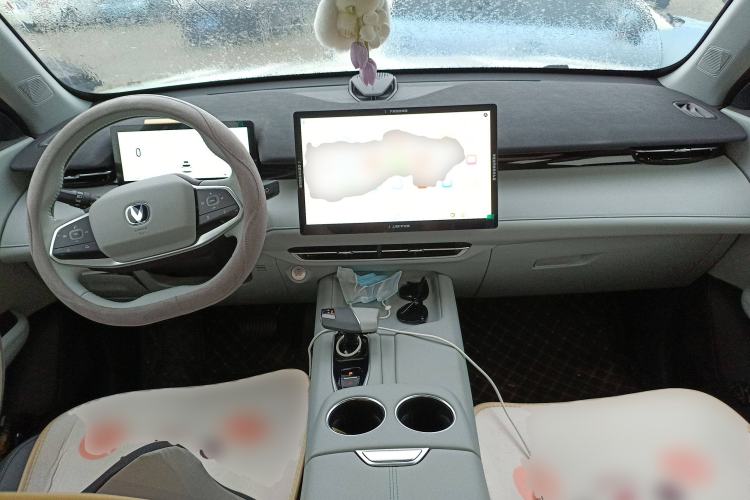 Used Changan UNI-Z New Energy 2024 Blue Whale Smart Electric iDD 125km Beyond Edition
